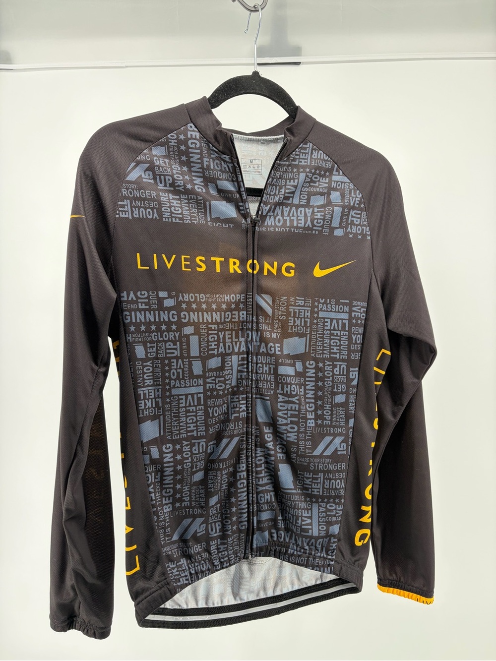 Nike Livestrong Long Sleeve Cycling Shirt, Full Zip, Size Medium